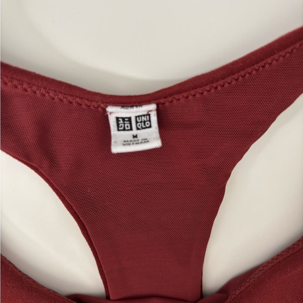 Uniqlo Maroon Racerback Crop Top - Picture 3 of 3